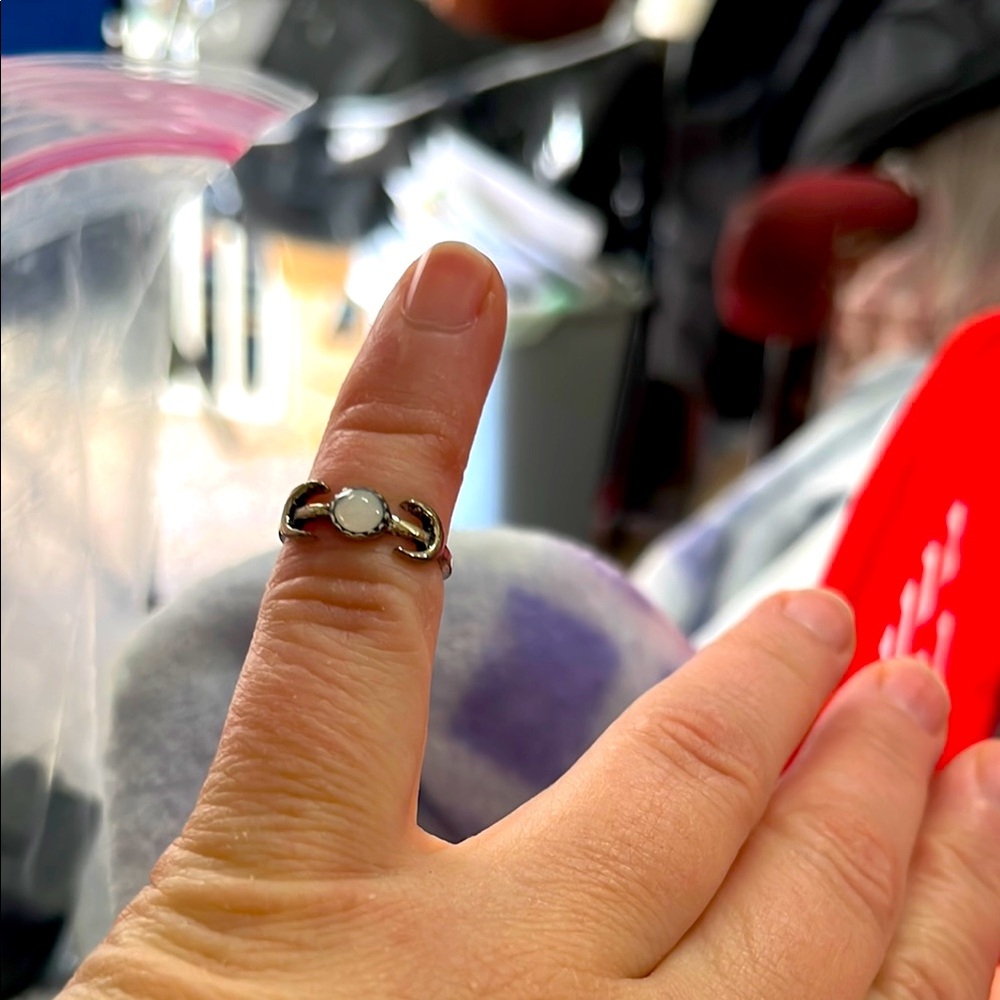 New, Chic Silver and White Ring